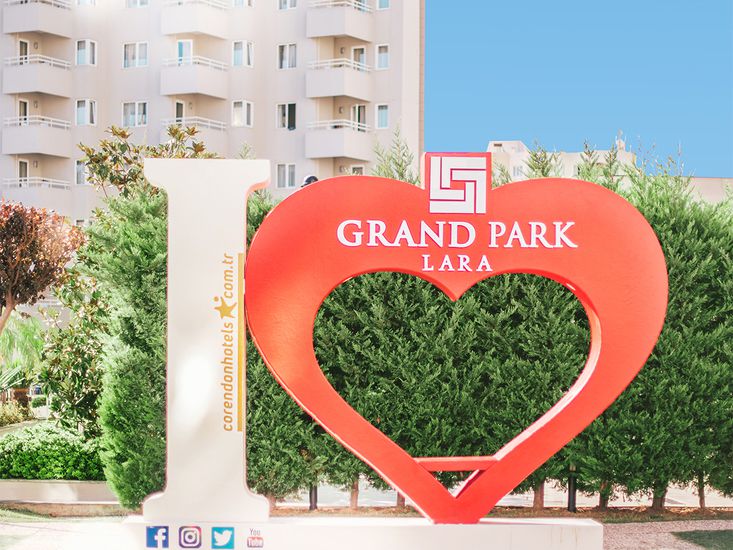 هتل هتل گرند پارک لارا (Grand Park Lara Hotel)